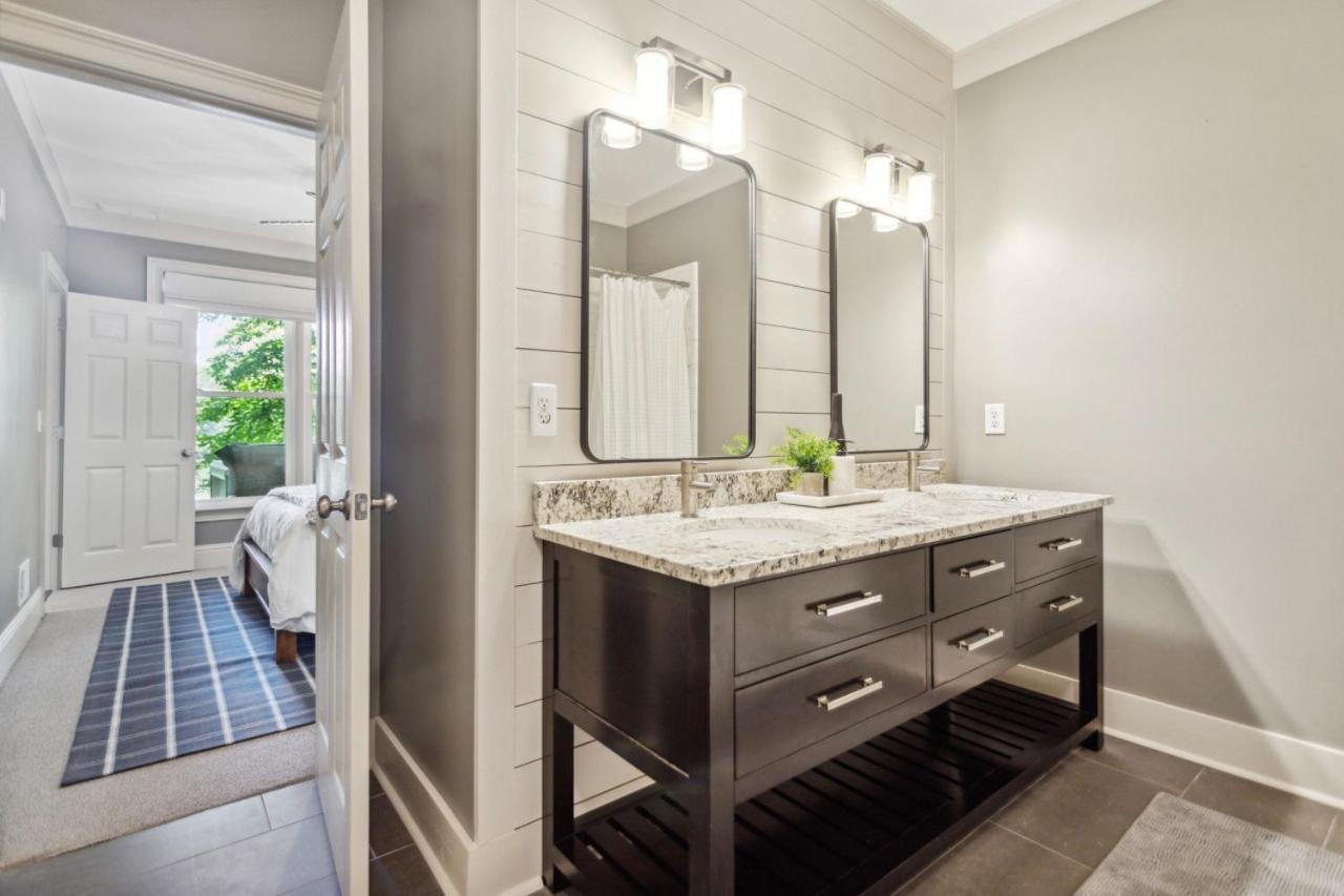 Lanier Landing - Private Dock Hot Tub Game Room Gainesville Luaran gambar